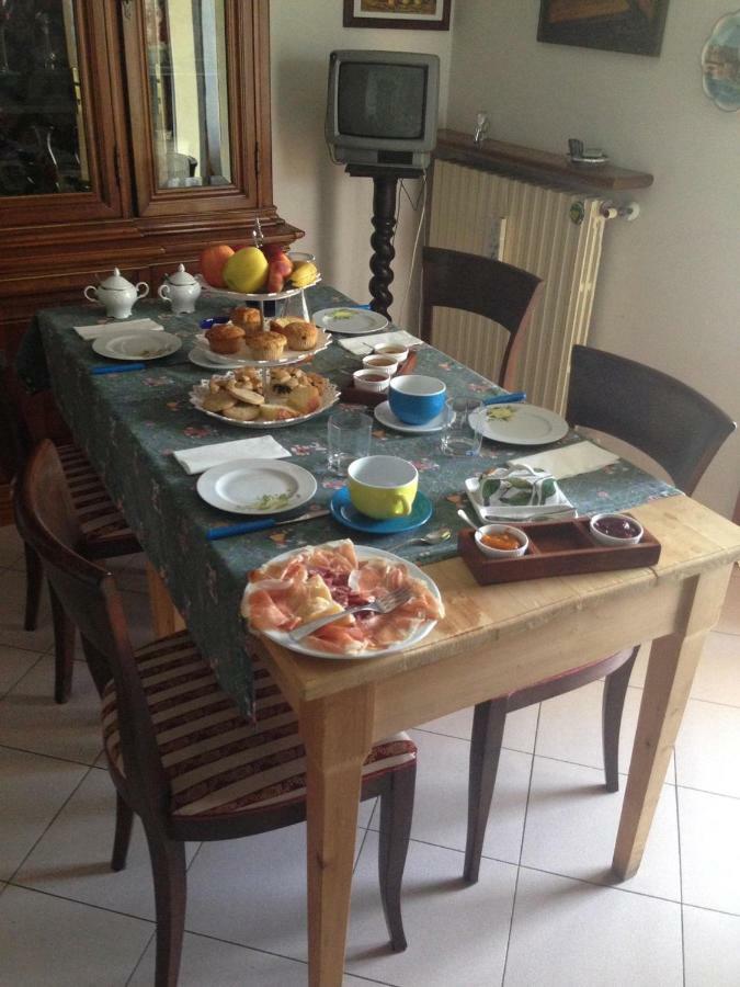 B&B Lattemiele ฟอนตาเนลลาโต ภายนอก รูปภาพ
